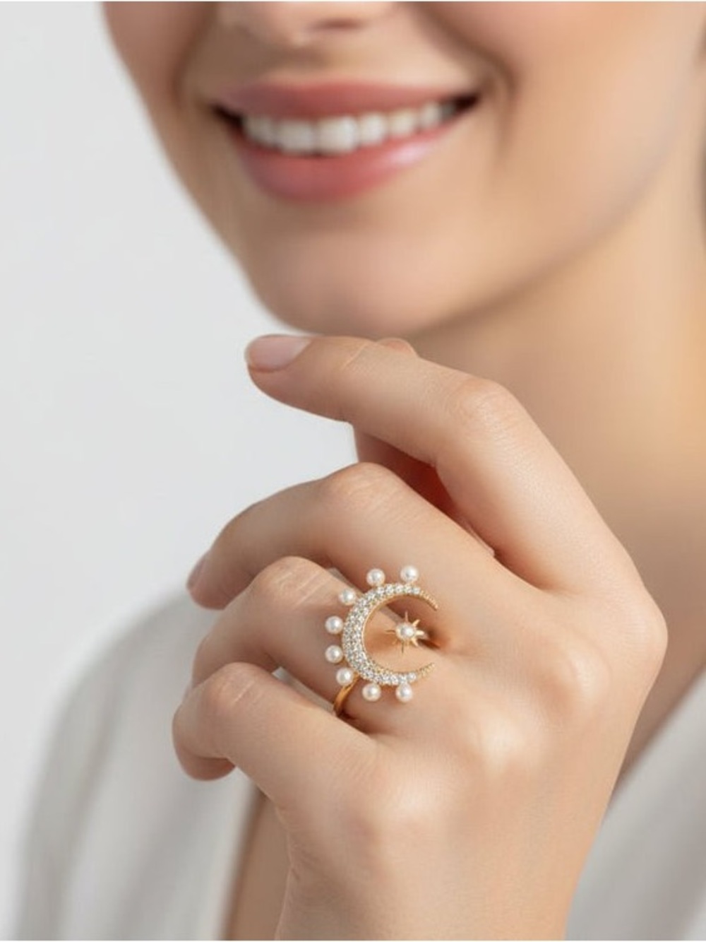 Pearl Decorated Moon and Star Ring